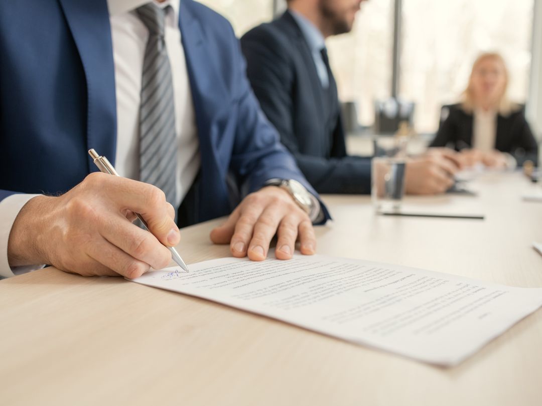 Firma de acuerdos entre socios